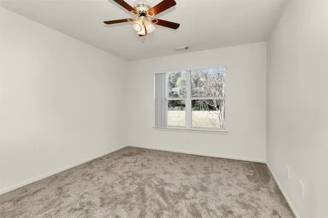 5201 Penny Road Cleveland TX 77328