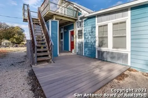 14254 State Highway 16 N Medina TX 78055