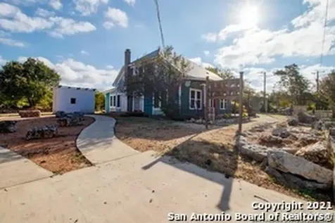 14254 State Highway 16 N Medina TX 78055