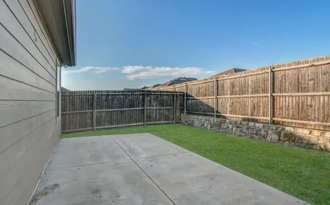 2802 Highgarden Trail Crandall TX 75114