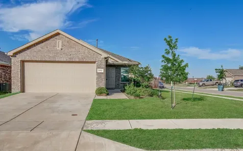 2802 Highgarden Trail Crandall TX 75114