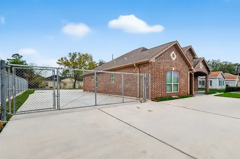 213 W Jackson Avenue Pasadena TX 77506