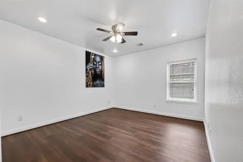 213 W Jackson Avenue Pasadena TX 77506