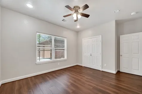 213 W Jackson Avenue Pasadena TX 77506