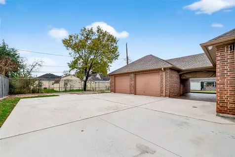 213 W Jackson Avenue Pasadena TX 77506