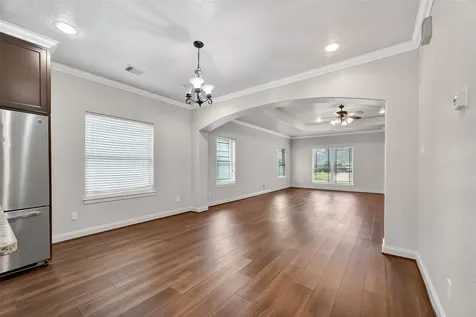 213 W Jackson Avenue Pasadena TX 77506