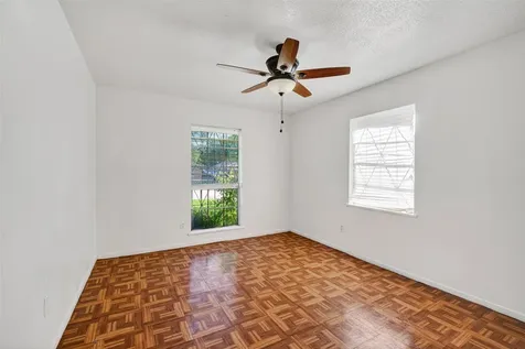 8158 Detroit Street Houston TX 77017