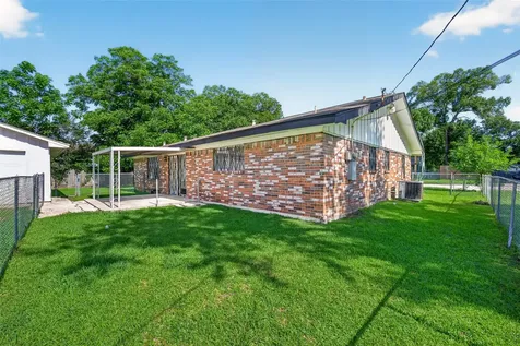 8158 Detroit Street Houston TX 77017