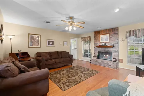 611 Woodlake Circle Sugar Land TX 77498
