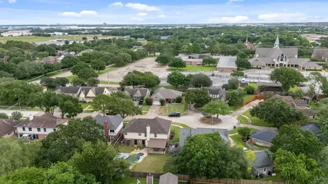 611 Woodlake Circle Sugar Land TX 77498