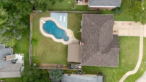 611 Woodlake Circle Sugar Land TX 77498