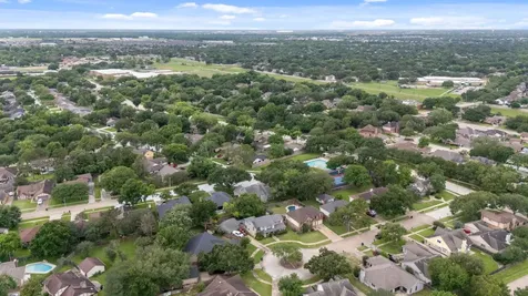 611 Woodlake Circle Sugar Land TX 77498