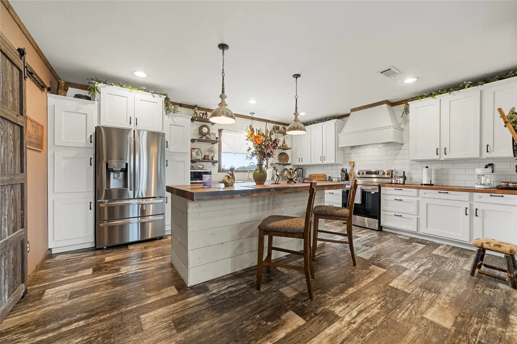 451 Private Road 1505 Bandera TX 78003