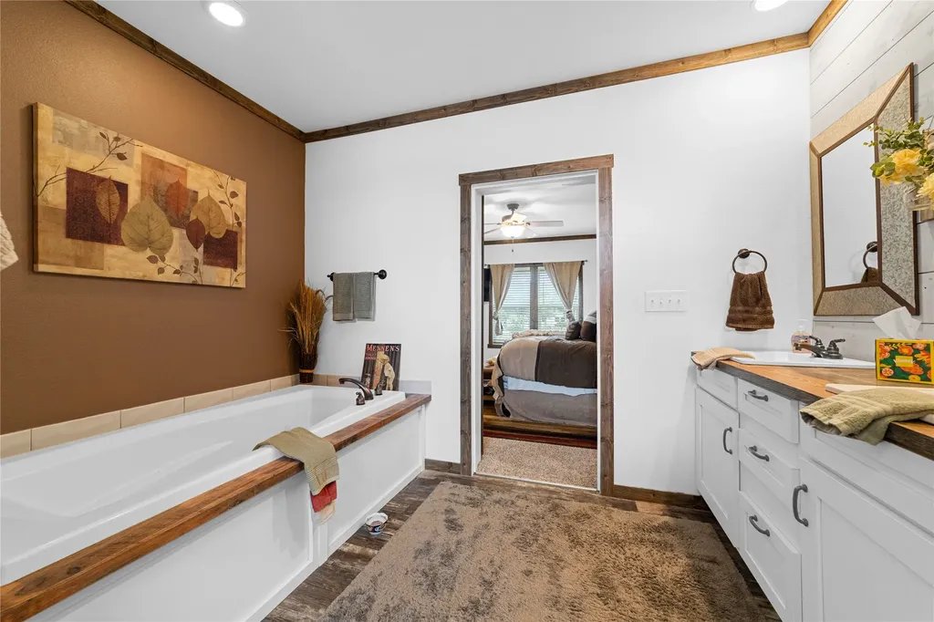 451 Private Road 1505 Bandera TX 78003
