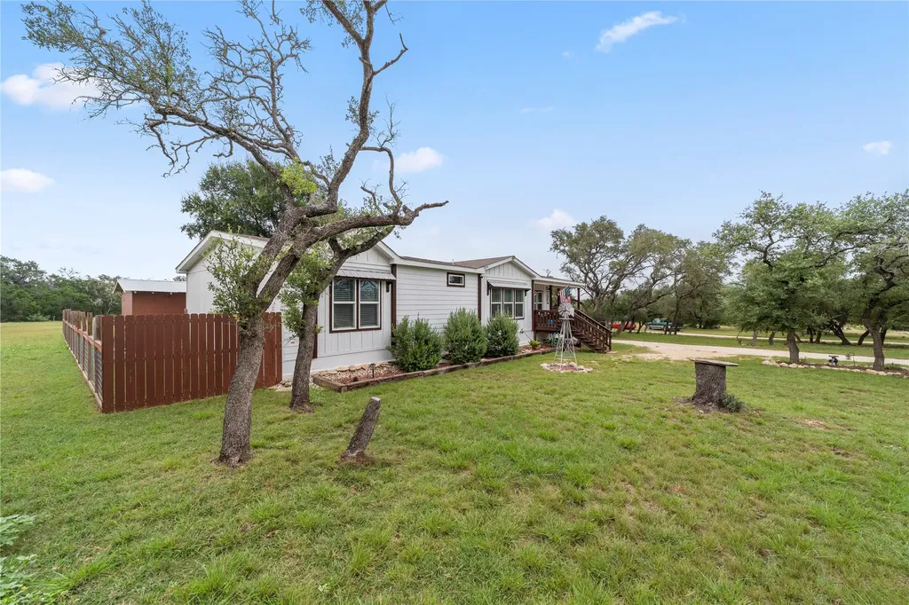 451 Private Road 1505 Bandera TX 78003