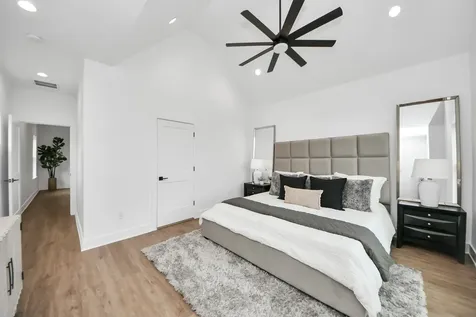 5029 Broom Street C Houston TX 77091