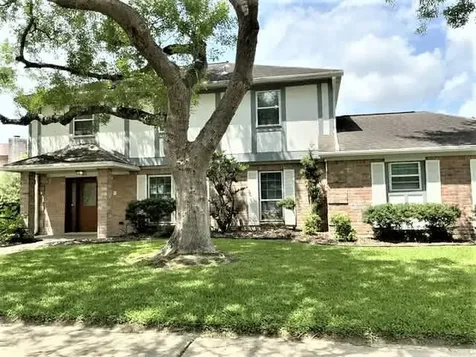 105 Saint Andrews Drive Friendswood TX 77546
