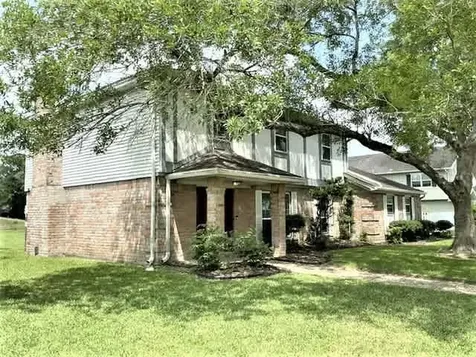 105 Saint Andrews Drive Friendswood TX 77546