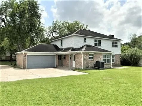105 Saint Andrews Drive Friendswood TX 77546