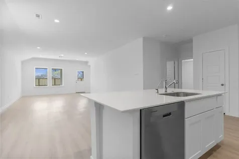 9103 Serene Haven Iowa Colony TX 77583