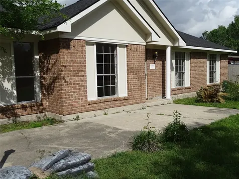 18906 Woodridge Drive Conroe TX 77302