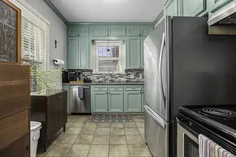 4419 Avenue Q 1/2 Galveston TX 77550