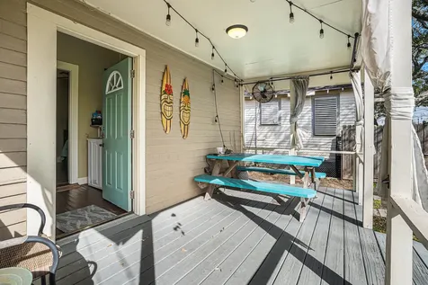 4419 Avenue Q 1/2 Galveston TX 77550
