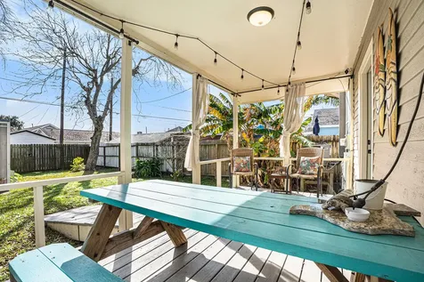 4419 Avenue Q 1/2 Galveston TX 77550