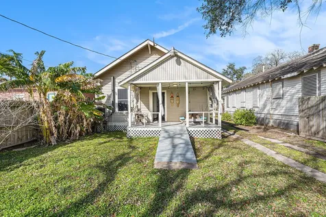 4419 Avenue Q 1/2 Galveston TX 77550