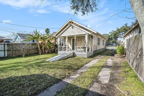 4419 Avenue Q 1/2 Galveston TX 77550