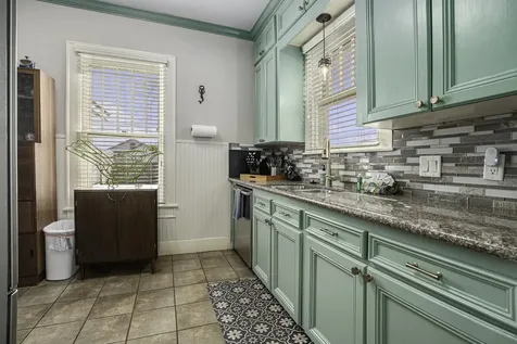 4419 Avenue Q 1/2 Galveston TX 77550