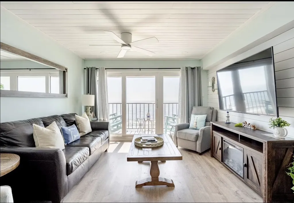 7310 Seawall Boulevard 806 Galveston TX 77551