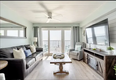 7310 Seawall Boulevard 806 Galveston TX 77551