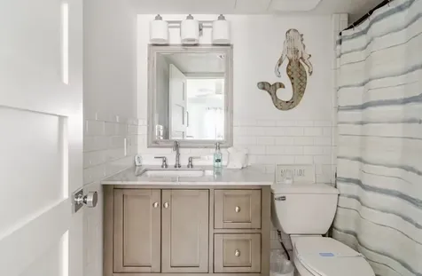 7310 Seawall Boulevard 806 Galveston TX 77551