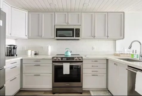 7310 Seawall Boulevard 806 Galveston TX 77551