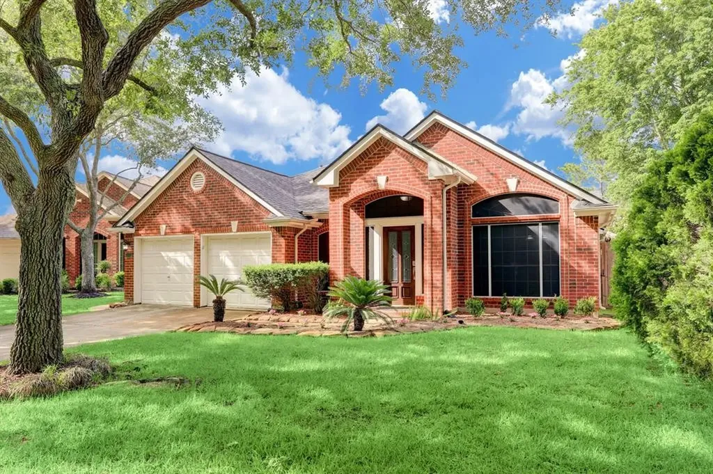 1435 Basswood Springs Court Houston TX 77062