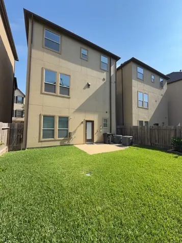 10607 Enclave Shadows Court Houston TX 77043