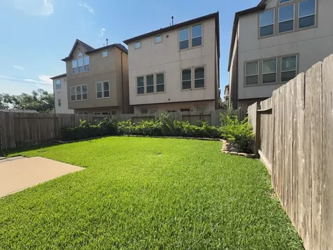 10607 Enclave Shadows Court Houston TX 77043