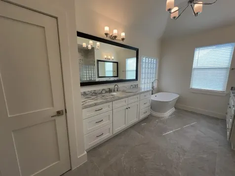 10607 Enclave Shadows Court Houston TX 77043