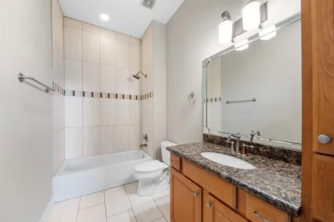 6524 Calder Street Houston TX 77007
