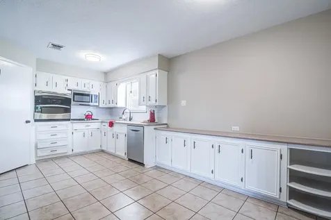1313 Mcdonald Street Deer Park TX 77536