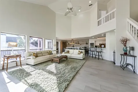4231 Pelican Lane Galveston TX 77554