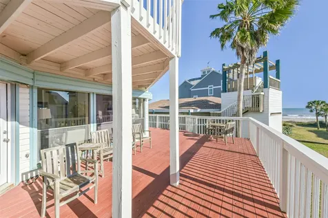 4231 Pelican Lane Galveston TX 77554