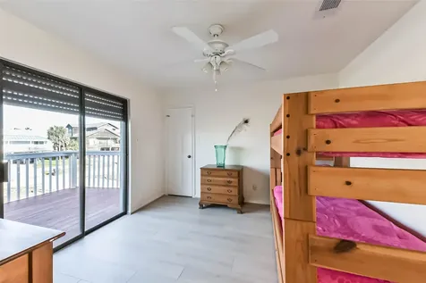 4231 Pelican Lane Galveston TX 77554