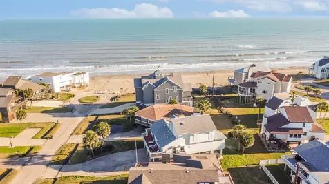 4231 Pelican Lane Galveston TX 77554