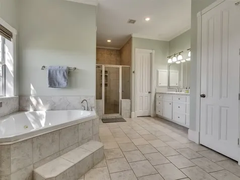 9265 Wren Lane Bellville TX 77418