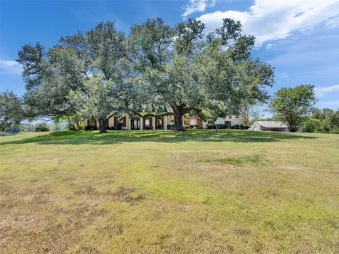 9265 Wren Lane Bellville TX 77418