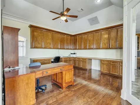 9265 Wren Lane Bellville TX 77418