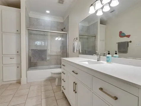 9265 Wren Lane Bellville TX 77418