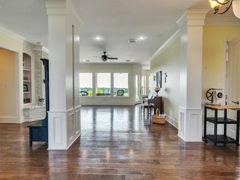 9265 Wren Lane Bellville TX 77418